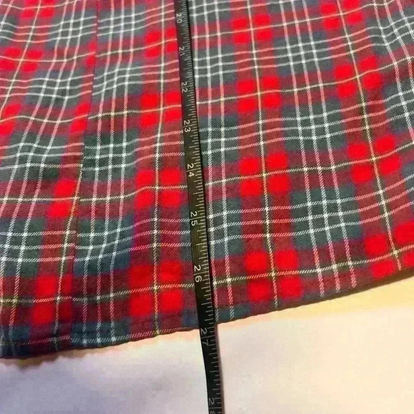 LLBEAN woman’s plaid flannel button up top- Size Large - Picture 6 of 9